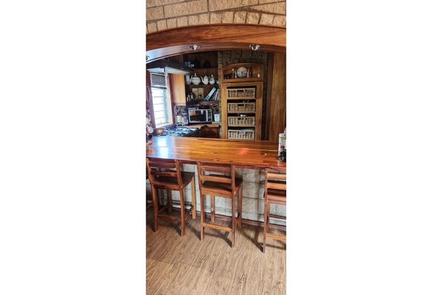 4 Bedroom Property for Sale in Deneysville Free State